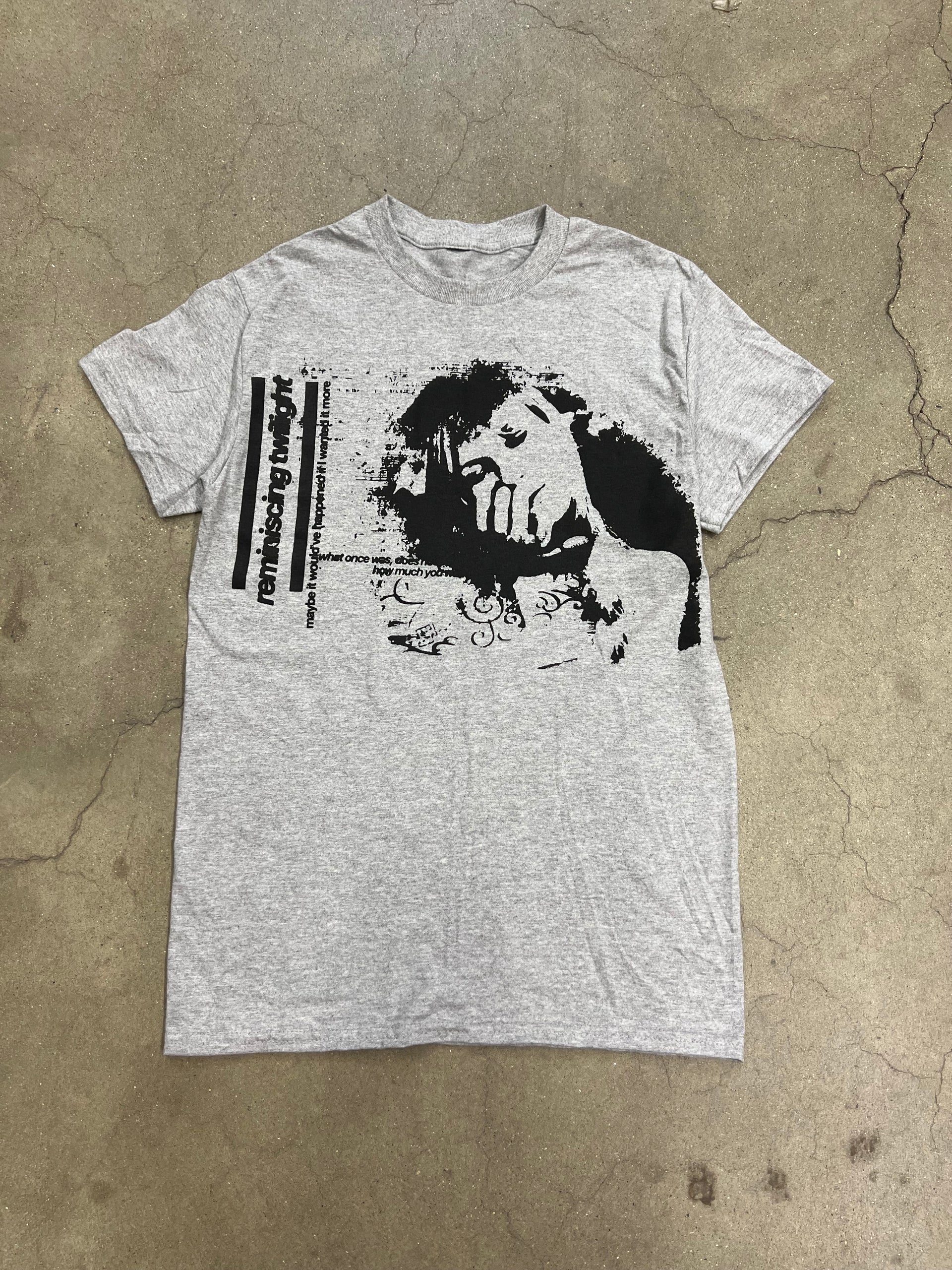 grey “kate moss" tee